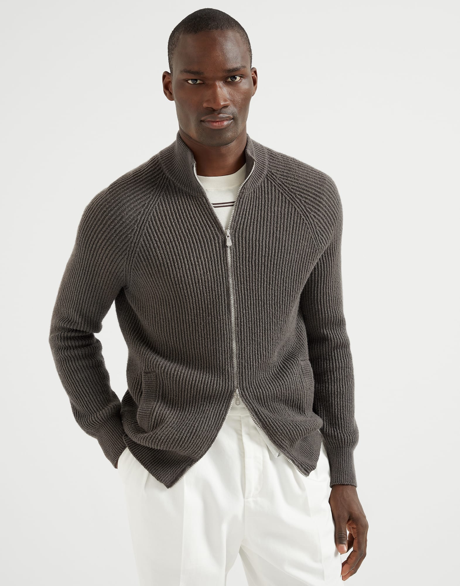 cardigan-brunello-cucinelli-909gli-1.jpg
