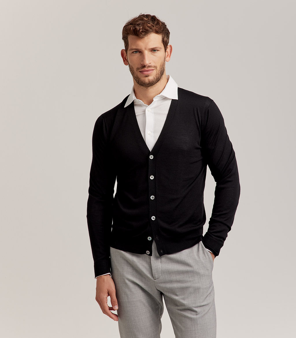 cardigan-con-bottoni-630grn-1.jpg