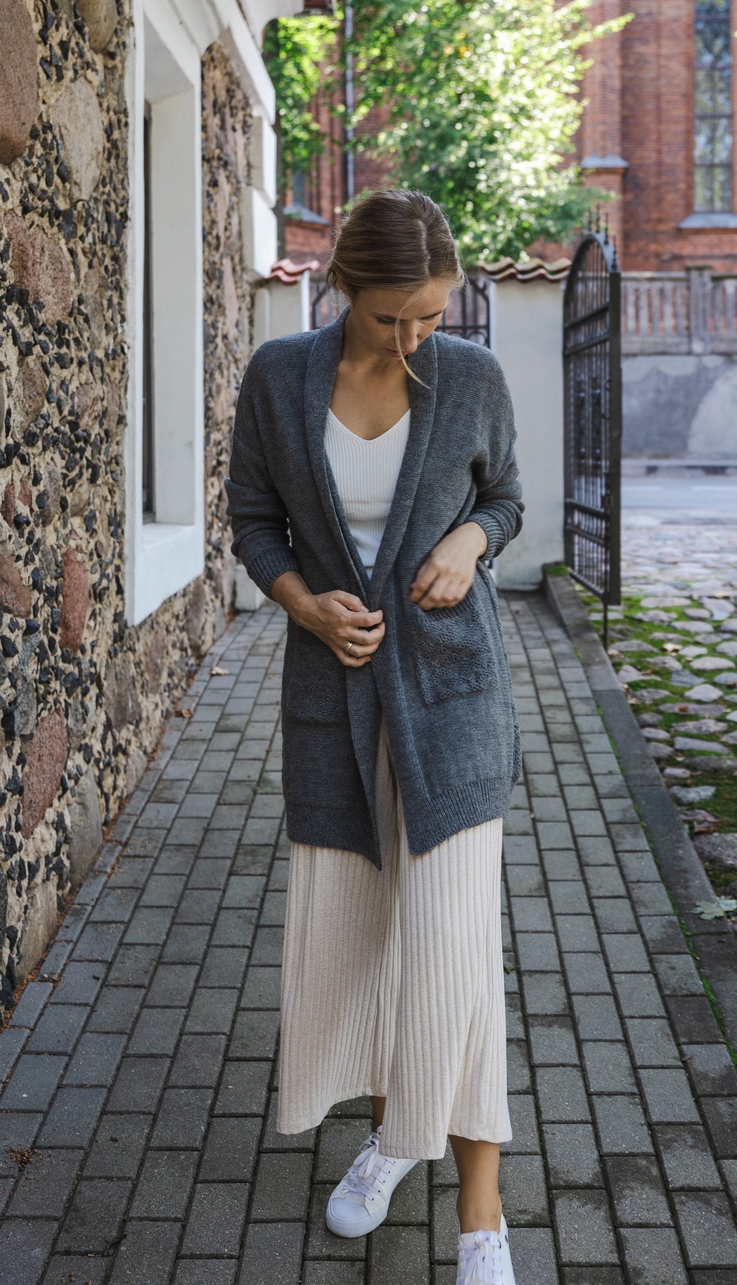 cardigan-grigio-727bjo-1.jpg